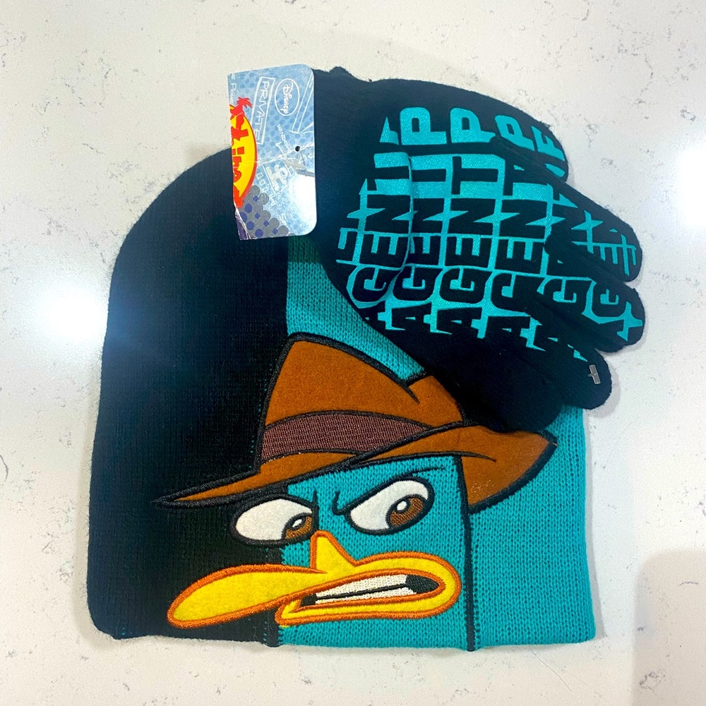 BRAND NEW! Phineas and Ferb Agent P Beanie and Gloves set